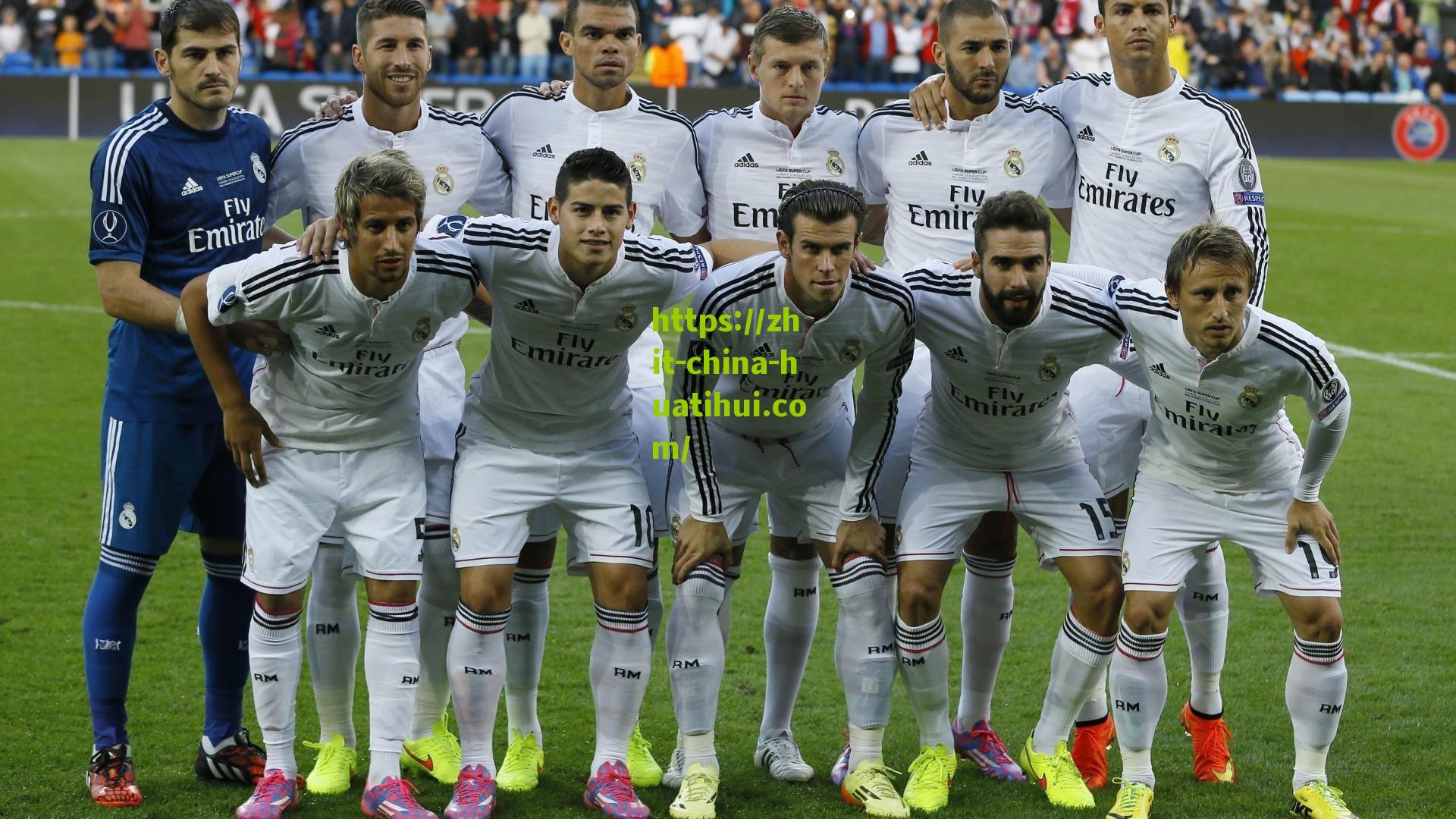 哈德森斩获历史性里程碑 CBA赛场惊现空砍帝悲情传奇